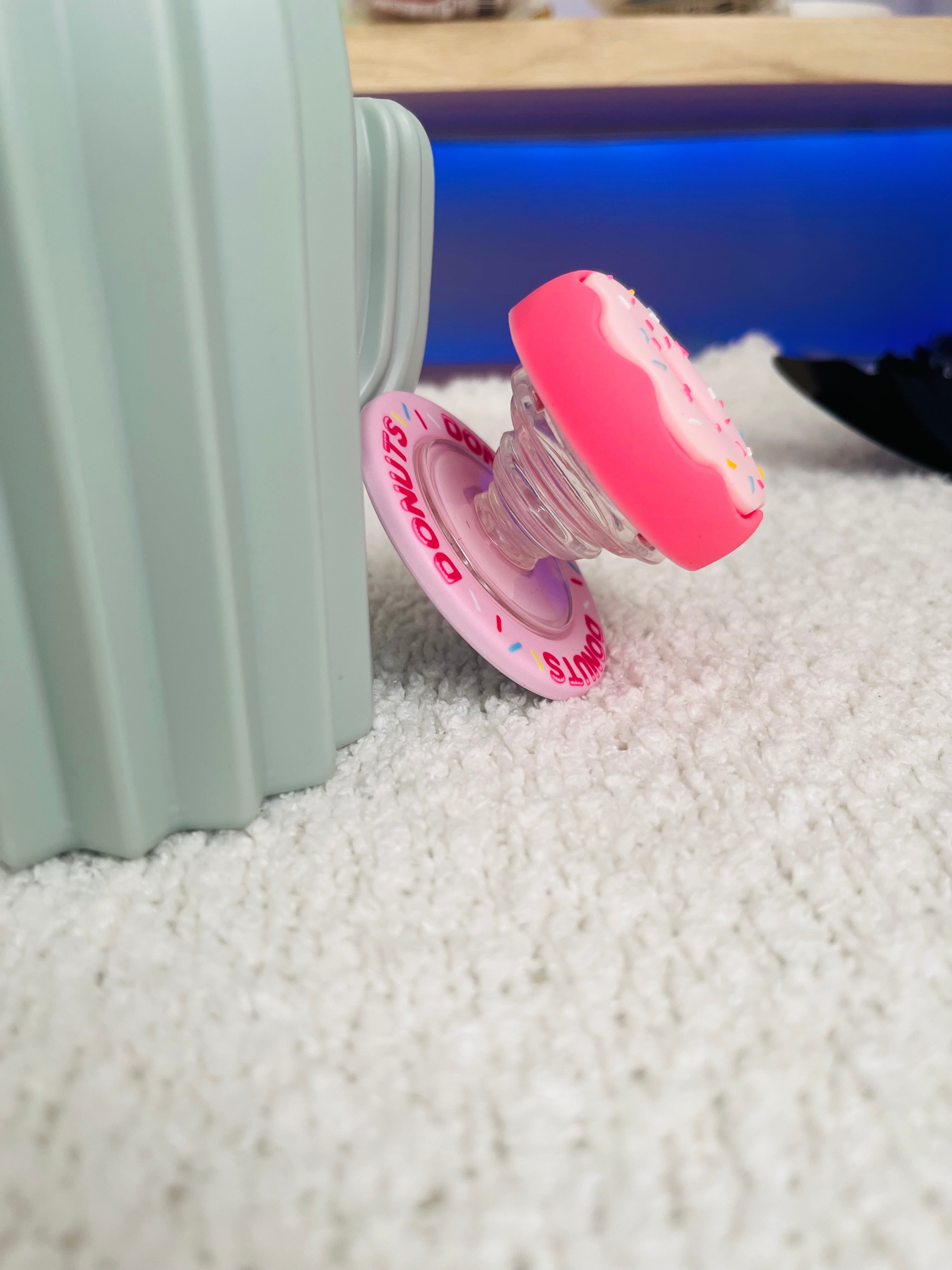 Doughnut Kindle Grip