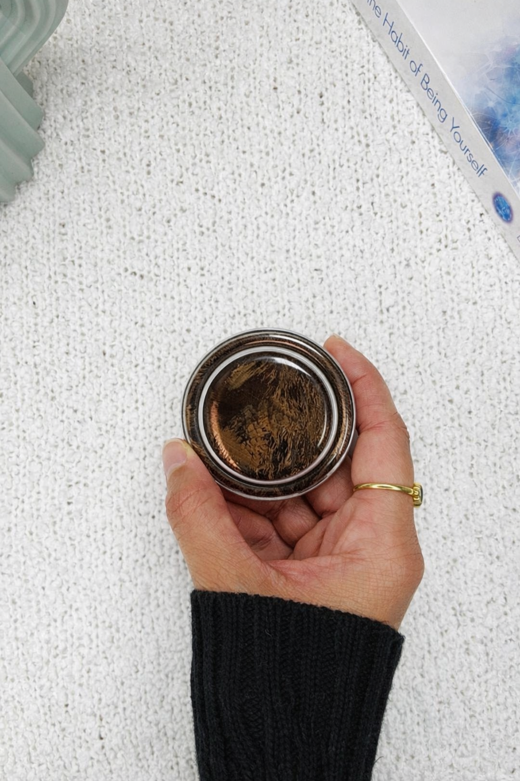 Moonlight Kindle Grip