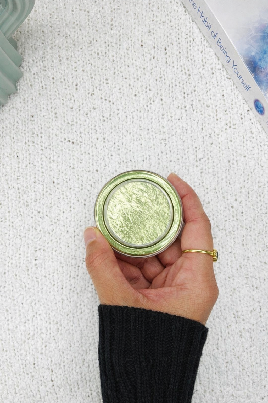 Moonlight Kindle Grip