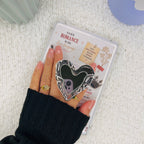 Melting Mirror Heart Kindle Grip