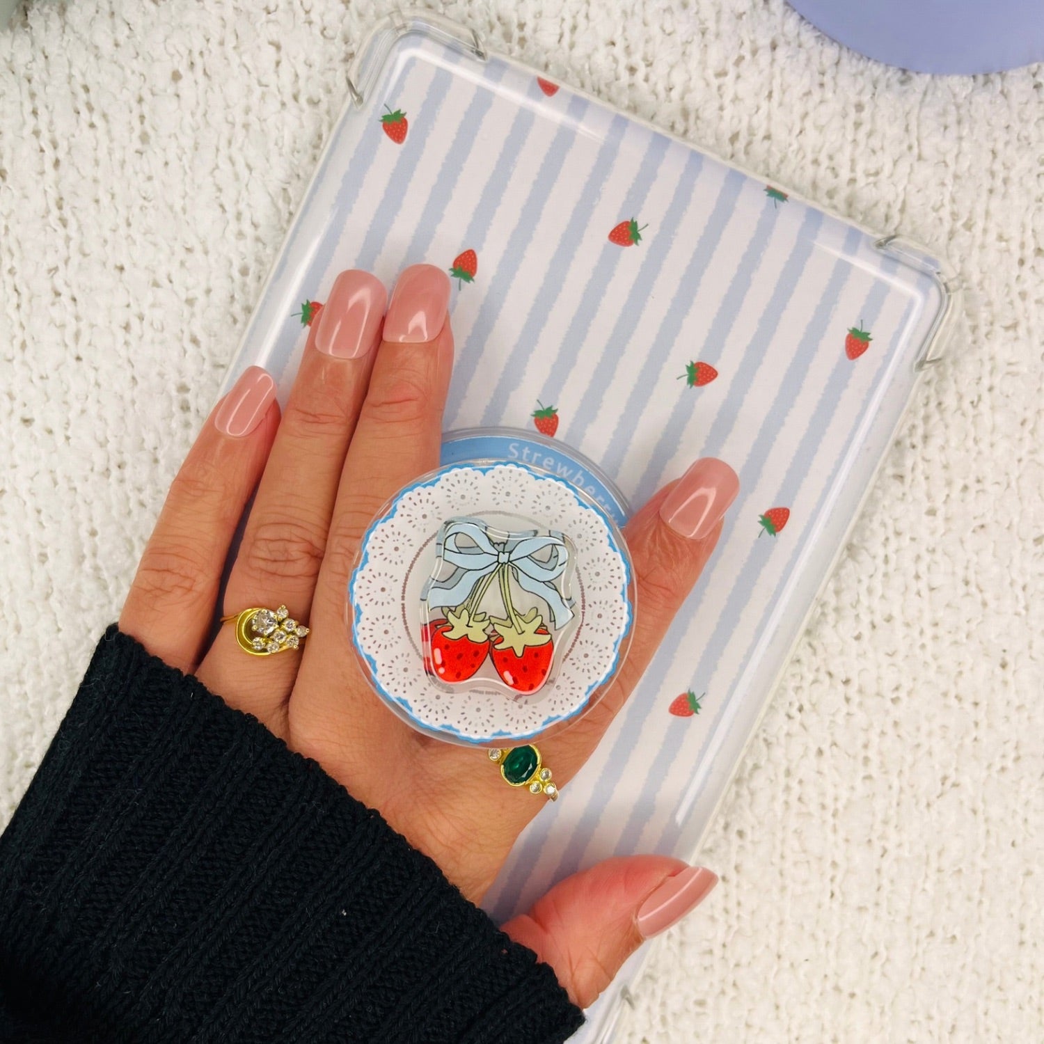 Strawberry Kindle Grip