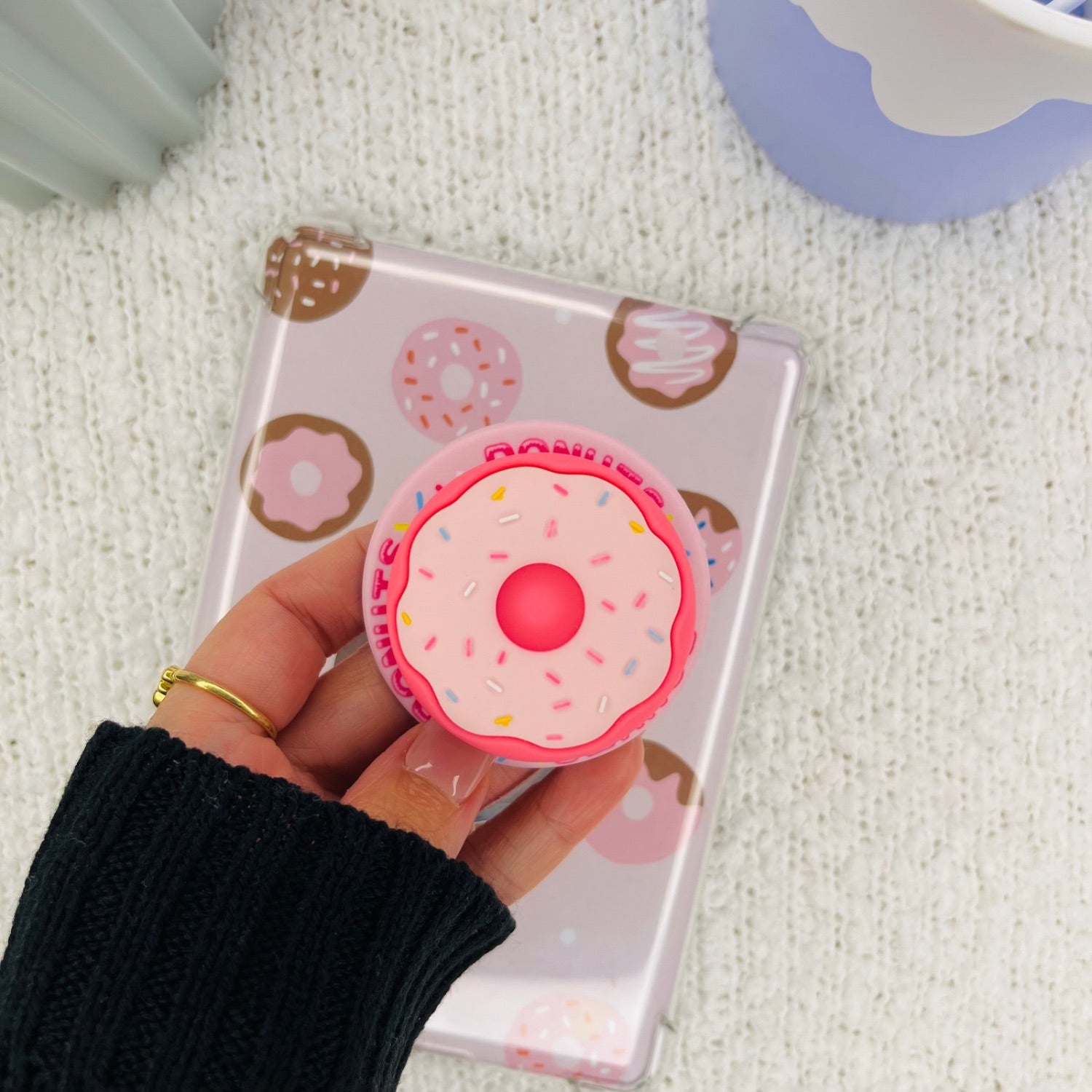 Doughnut Kindle Grip