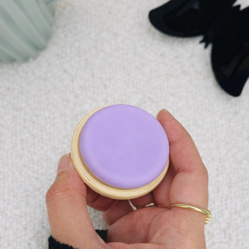 Macaron Kindle Grip