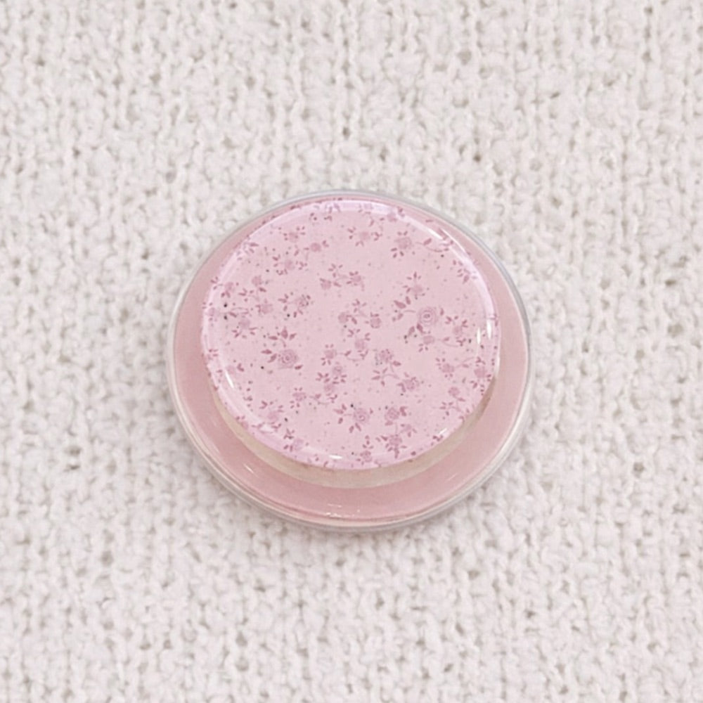 Cottage Lace Kindle Grip